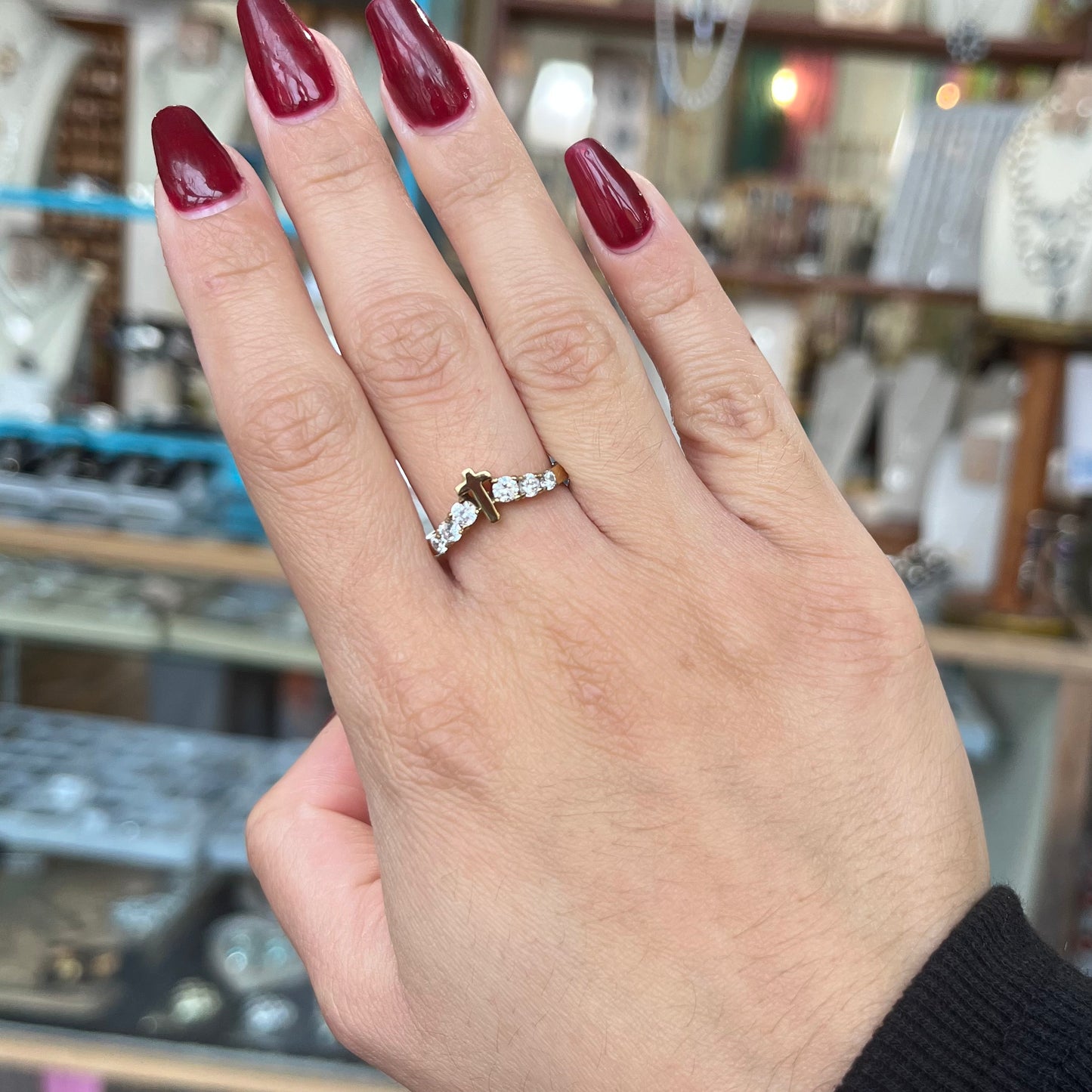 His Banner Ring