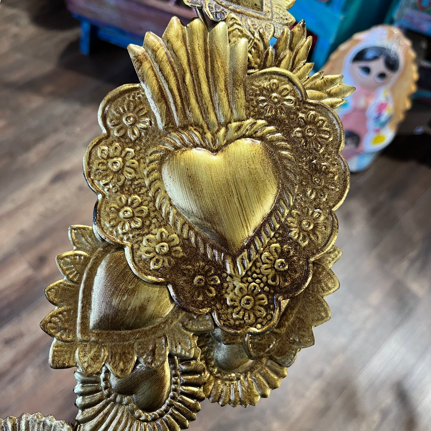 Hearts of Gold Metal Wreath
