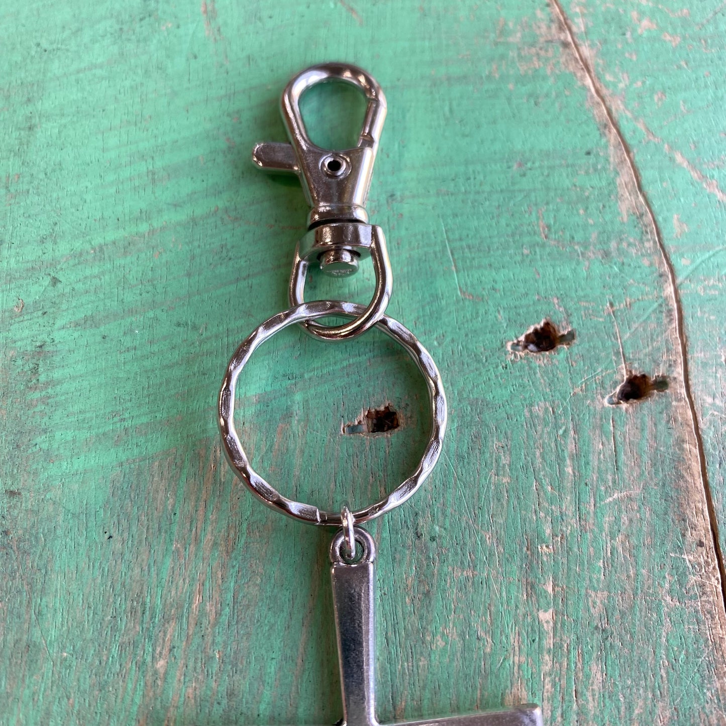 Simple Cross Clasp