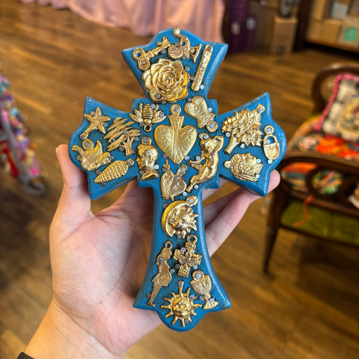 Milagros Estrella Cross
