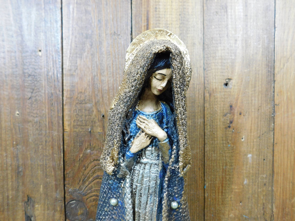 Virgin Mary Sculpture