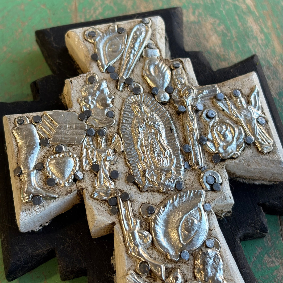 Double Milagros Cross
