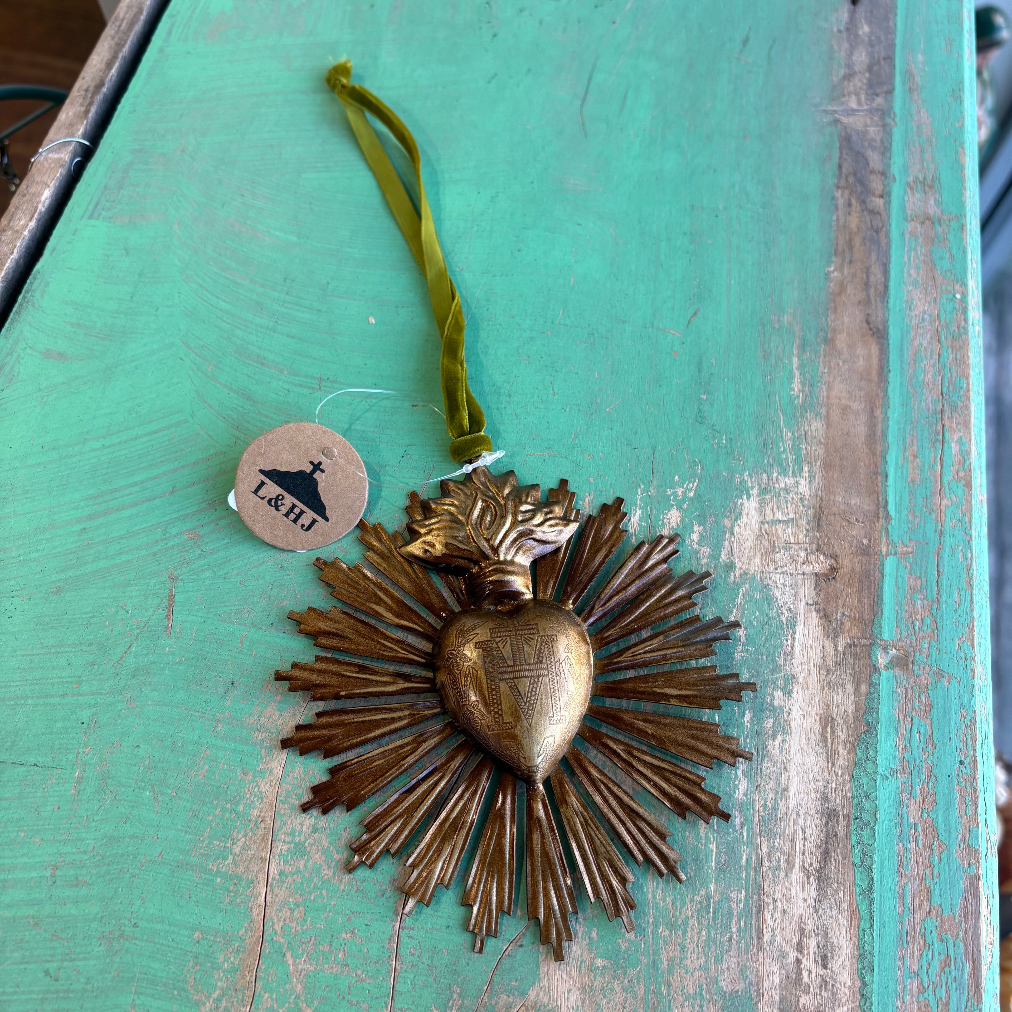 Sacred Heart Sun Rays 5" Ornament