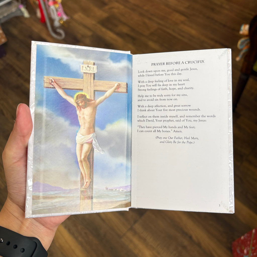 Remembrance of My First Holy Communion Keepsake Book