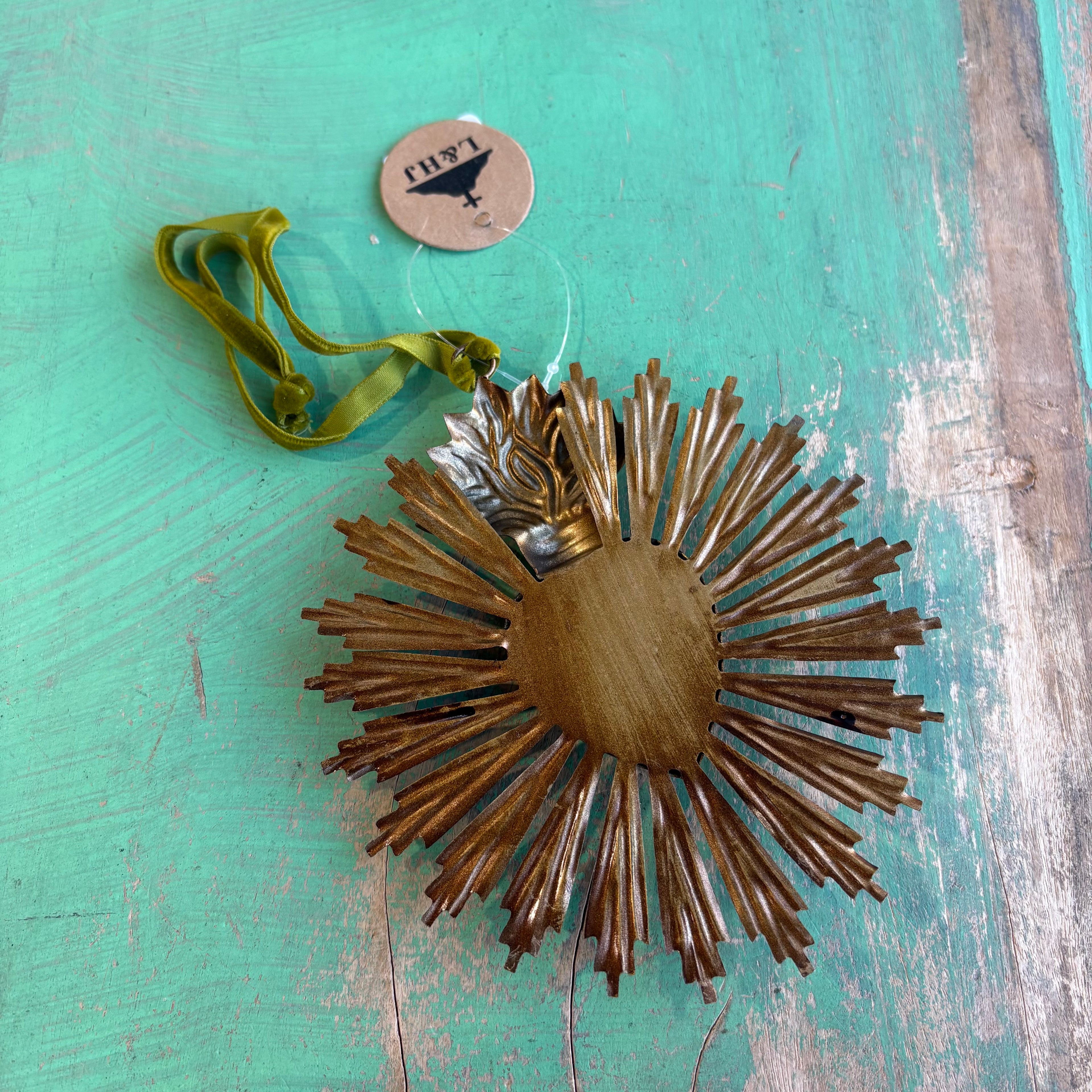 Sacred Heart Sun Rays 5" Ornament