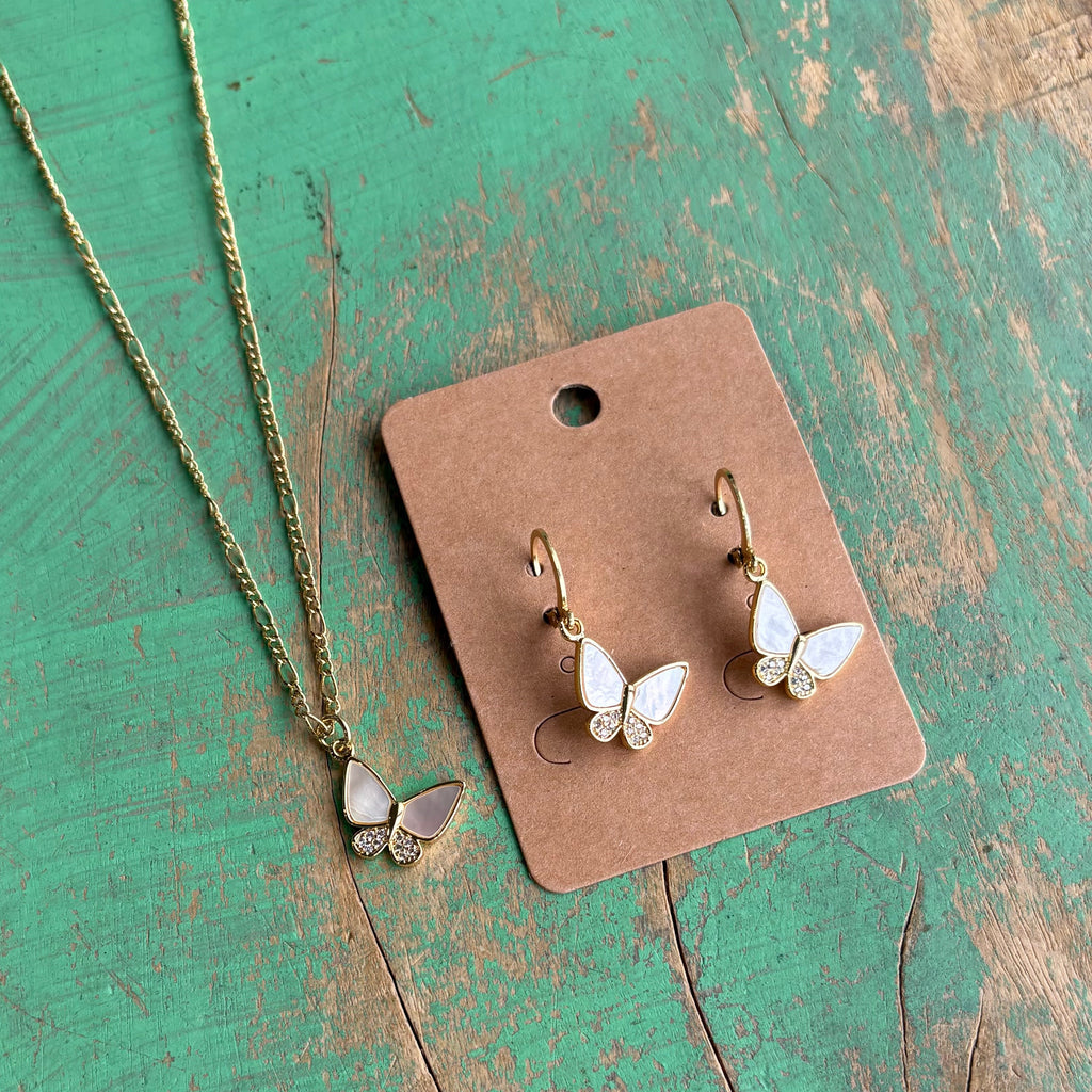 Beautiful Shell Pearl Butterfly Necklace Or Earrings