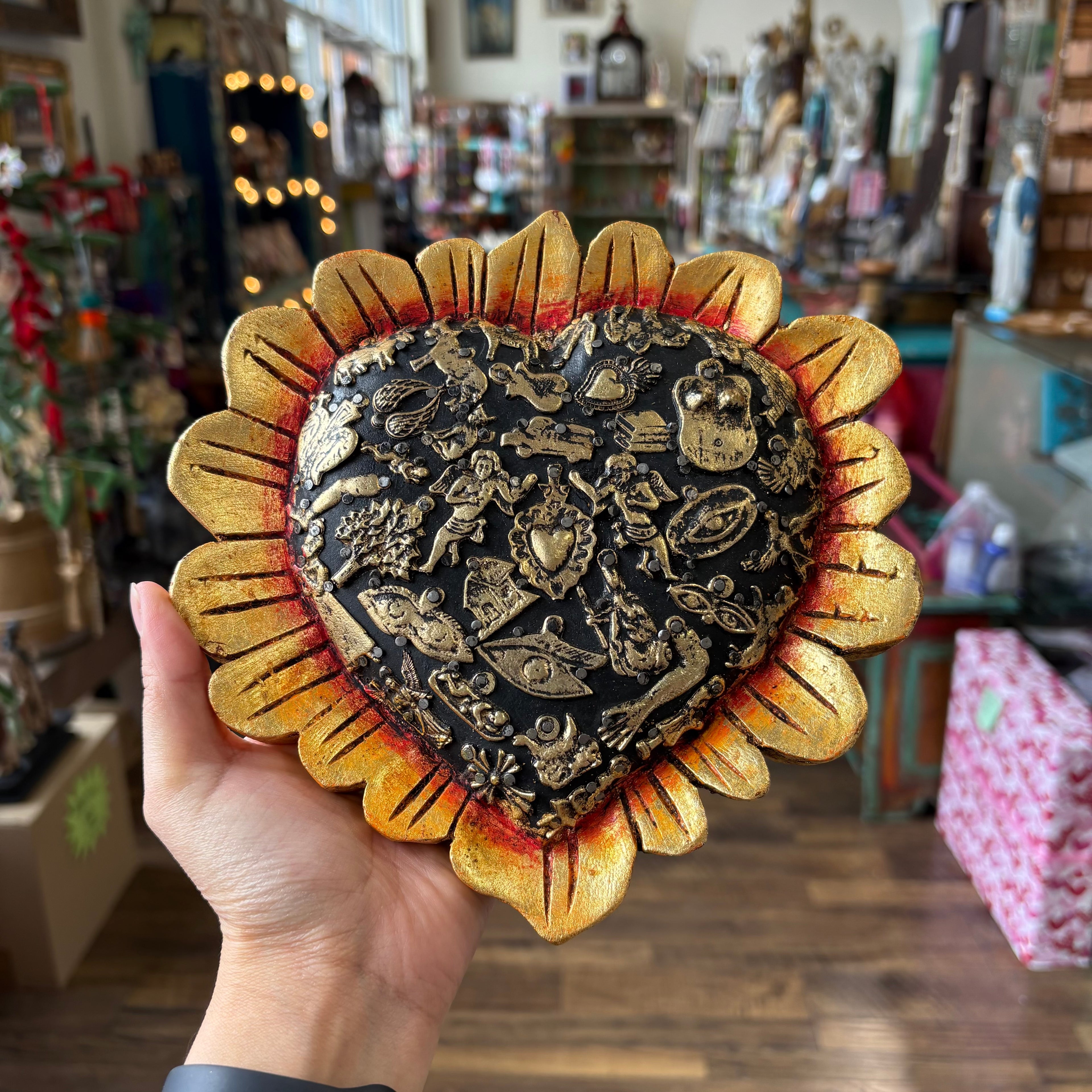 Milagros Flower Petal Sacred Heart