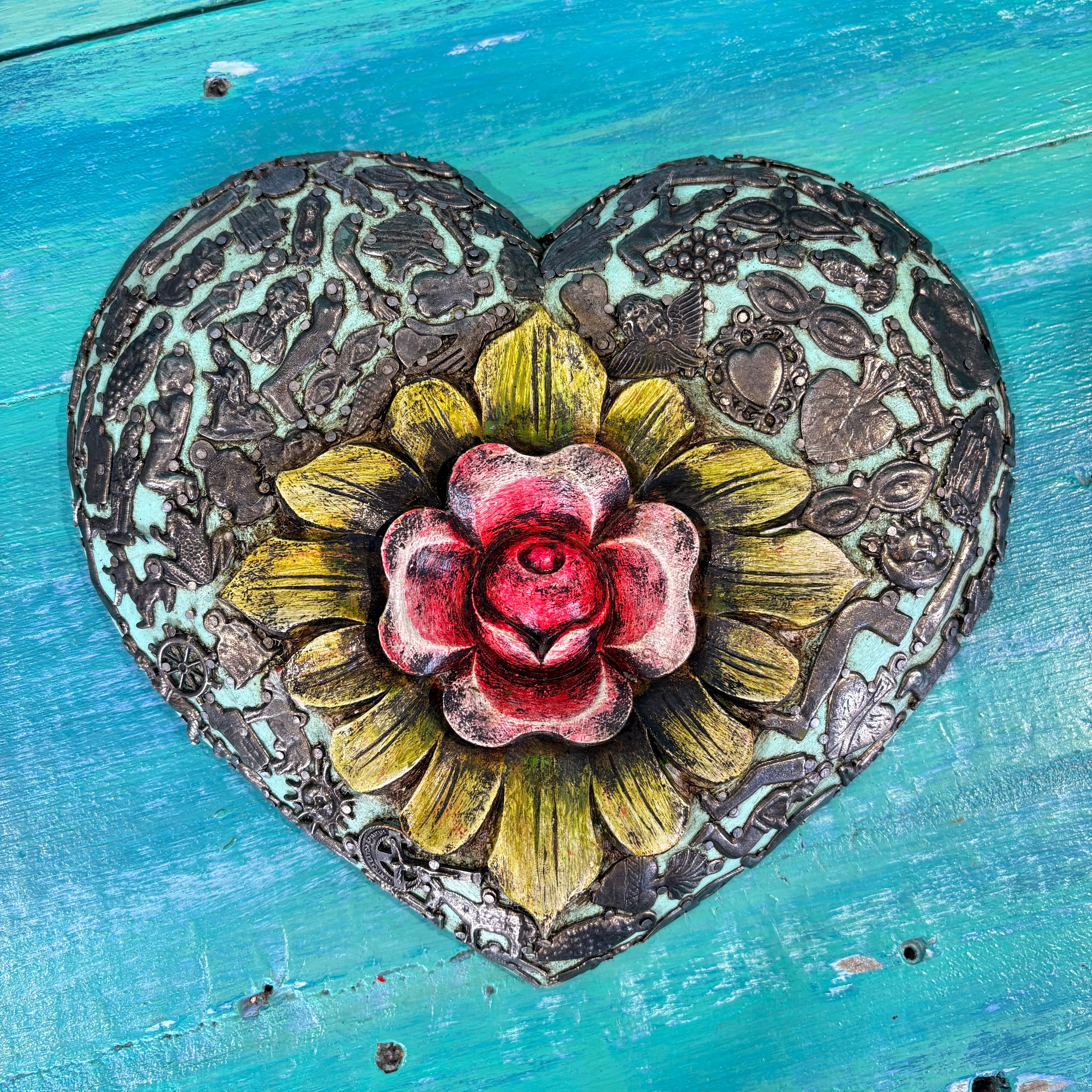Blooming Milagros Sacred Heart