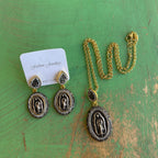 OLG Teardrop Gold Elegance