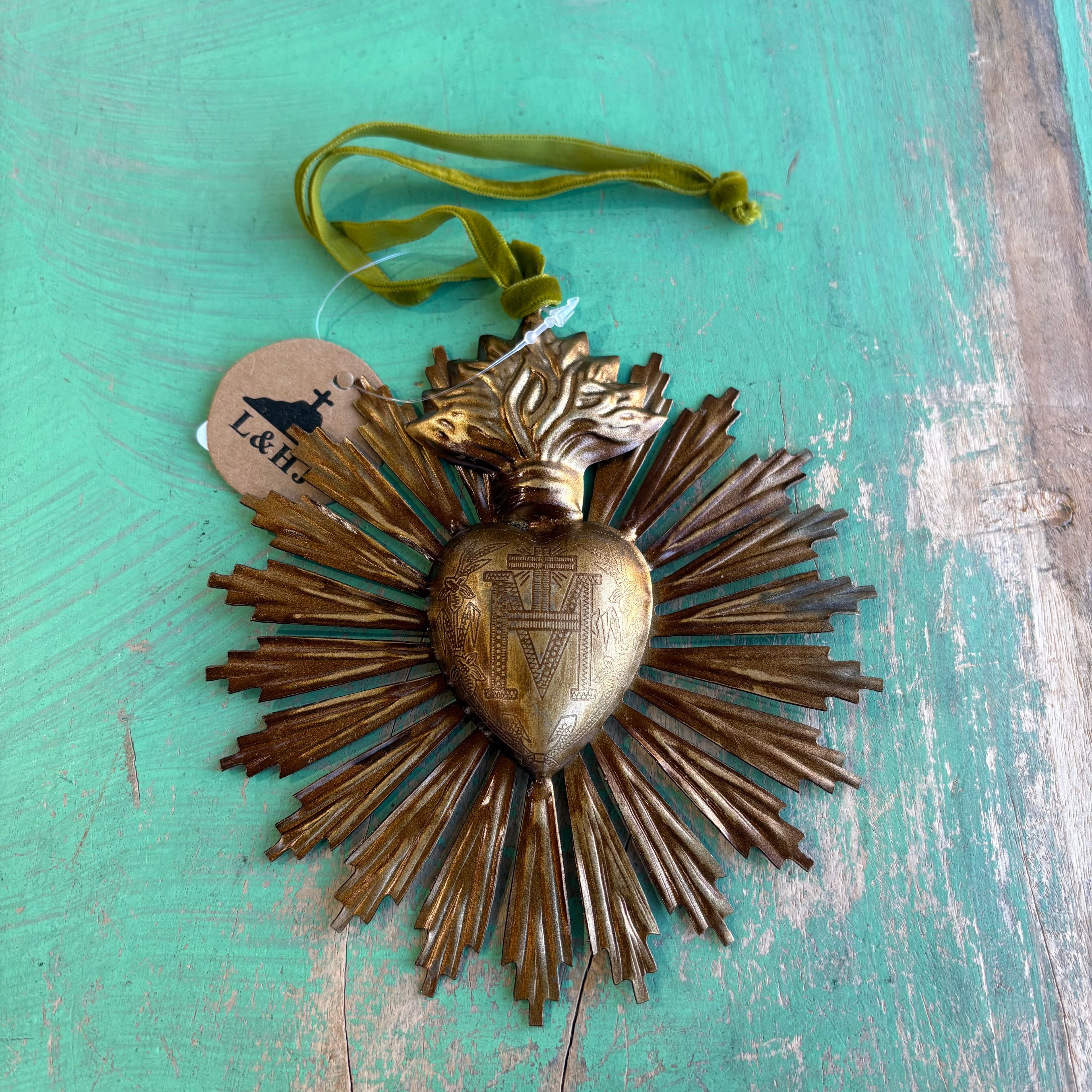 Sacred Heart Sun Rays 5" Ornament