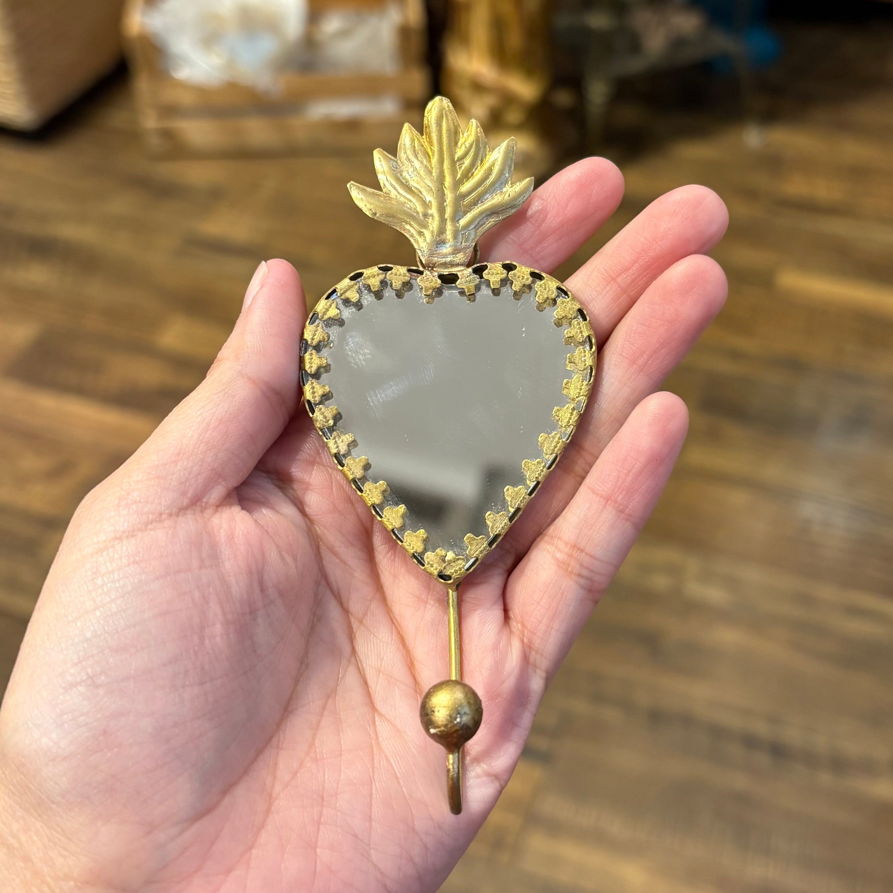 Sacred Heart Hook With Mirror
