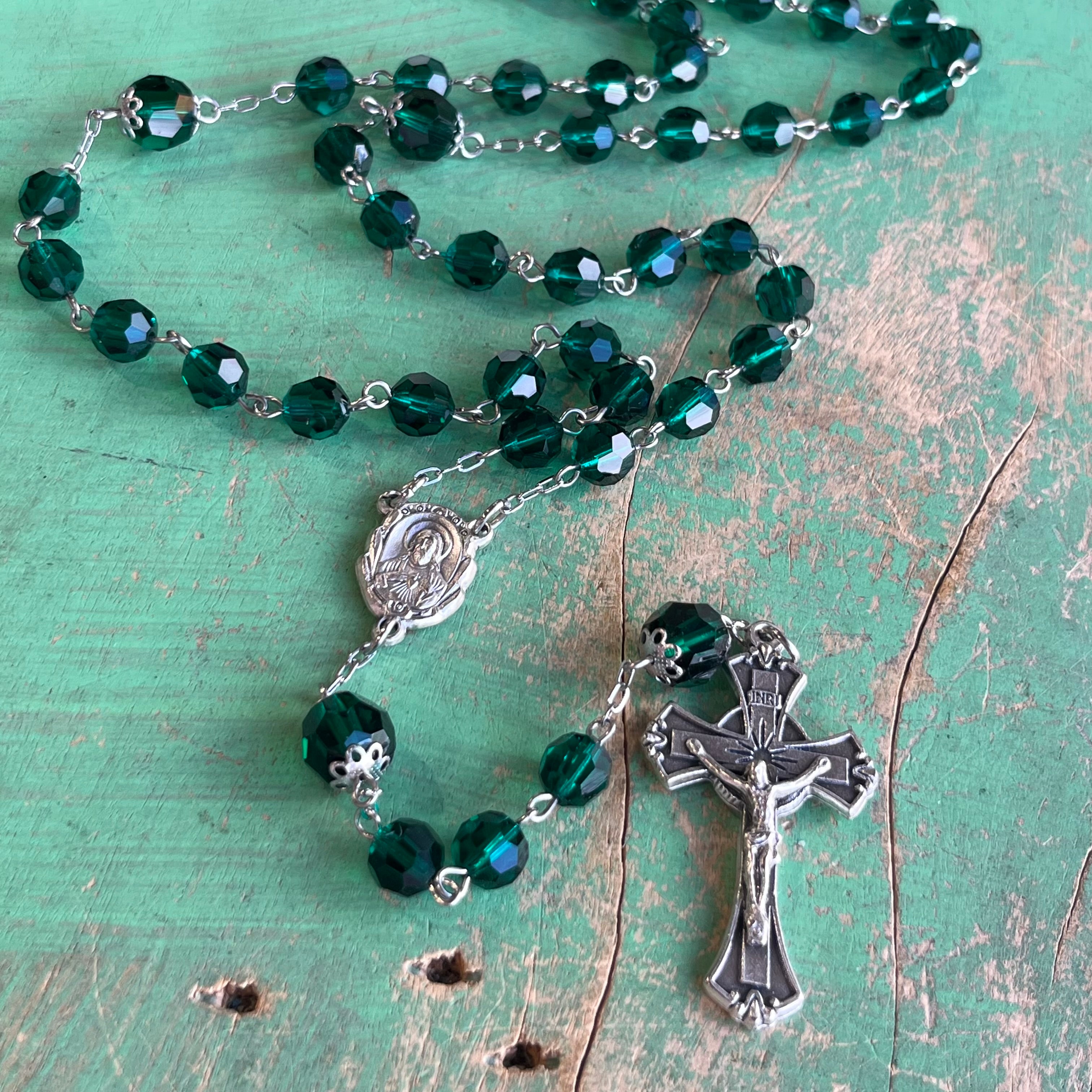 Preciosa Emerald Crystal Rosary