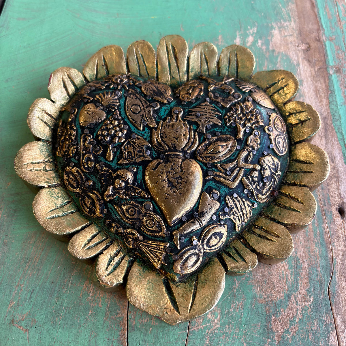 Milagros Flower Petal Sacred Heart