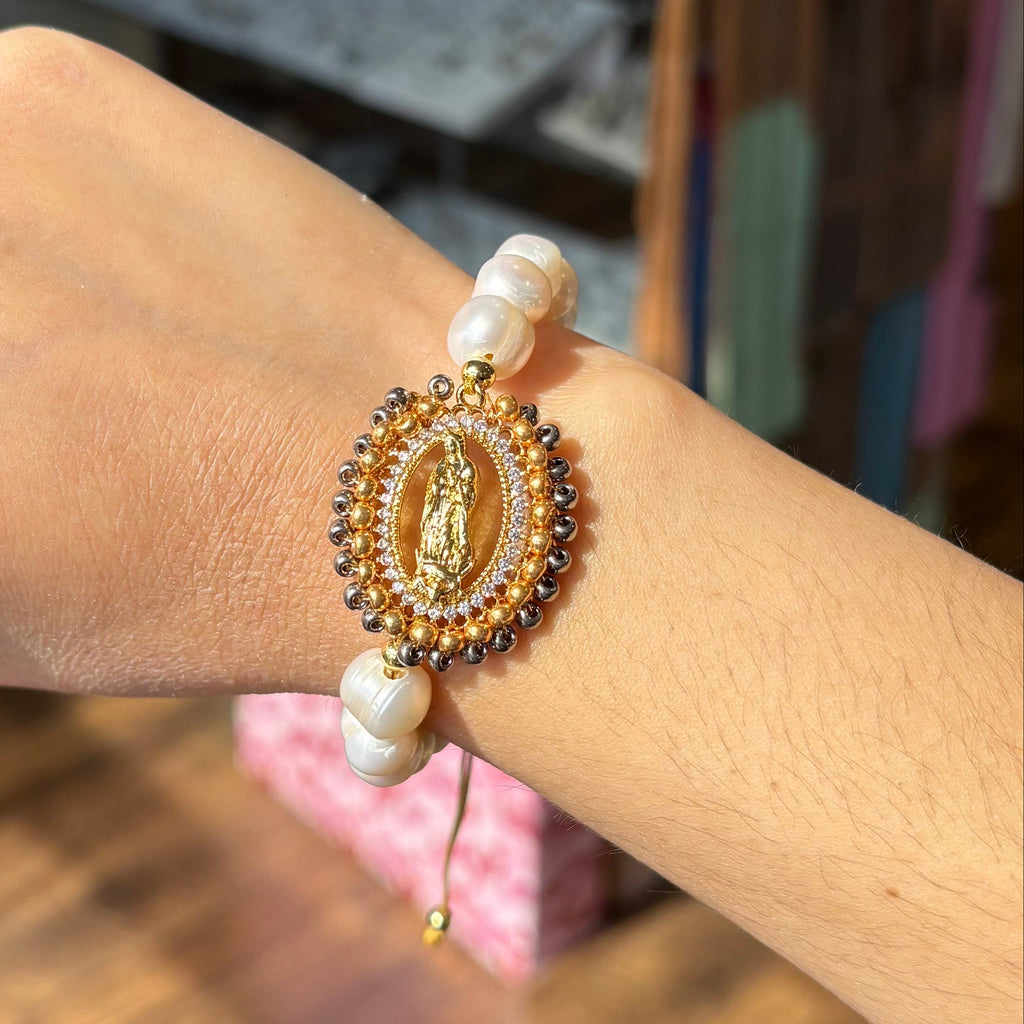 Beaded Our Lady of Guadalupe Pearl Bracelet – Freshwater Pearls, 18K Gold Plated, Adjustable Cord