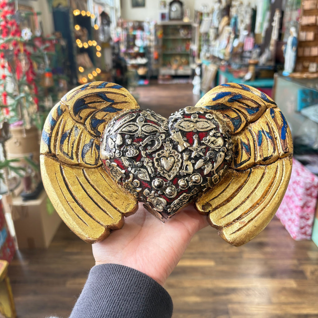 Milagros Rounded Wings Sacred Heart