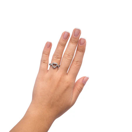 CZ Open Heart Ring "My Beloved"