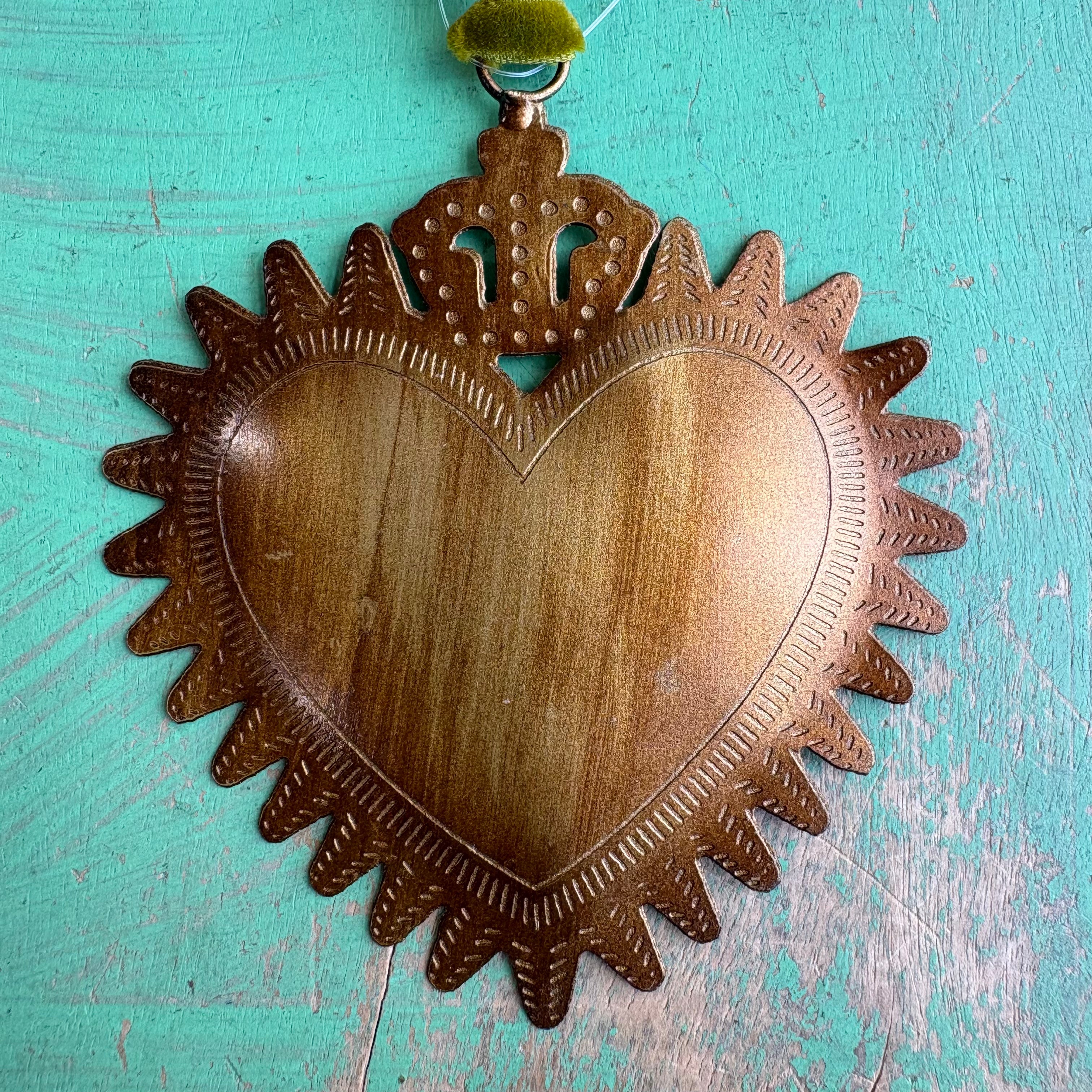 Small Crowned Sacred Heart