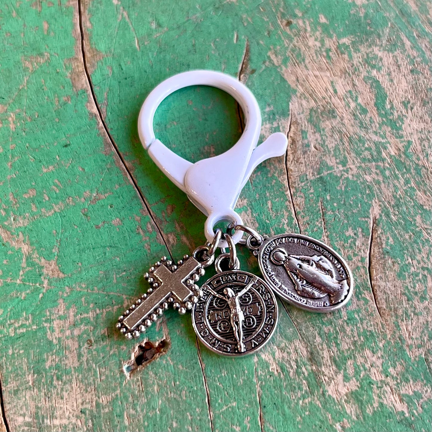 Multicolor Metal Protection Clips