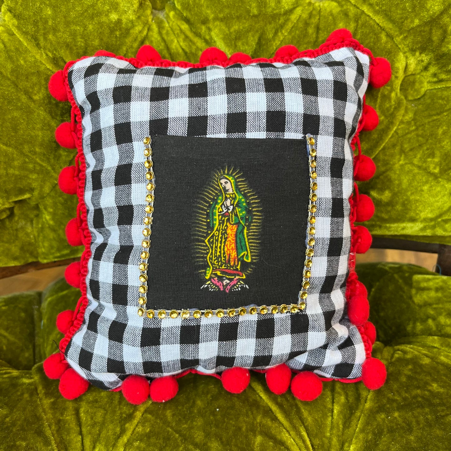 XS Saint Rosary Pillow