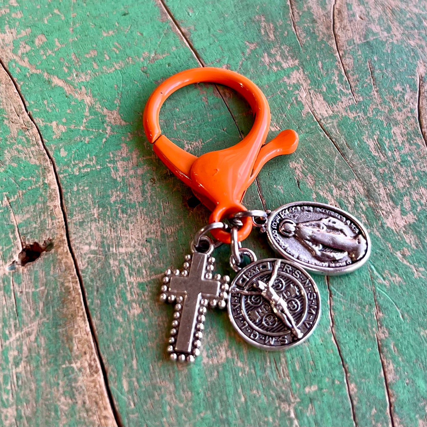 Multicolor Metal Protection Clips
