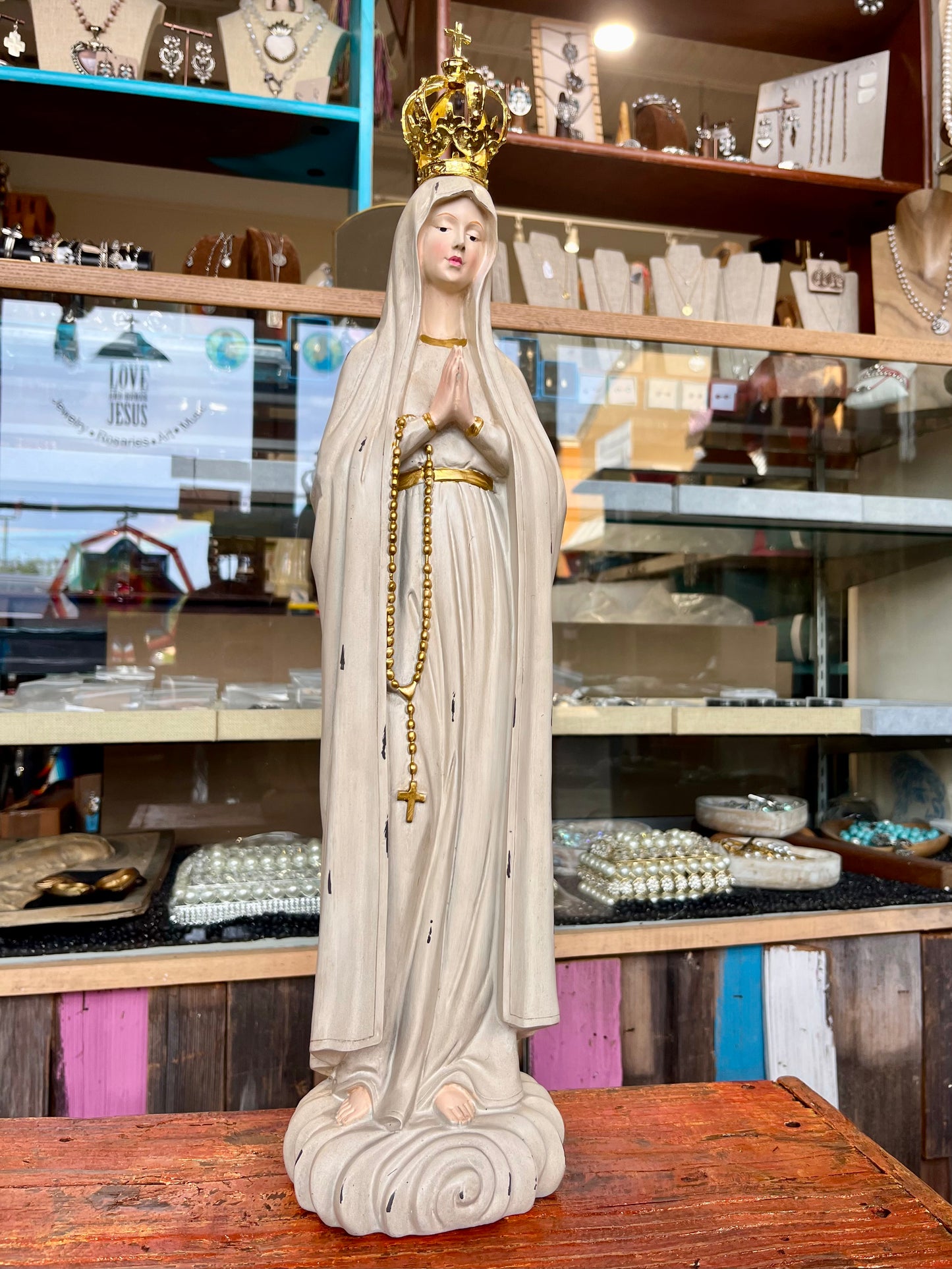 18.25" Our Lady of Fatima Vintage Inspired Statue