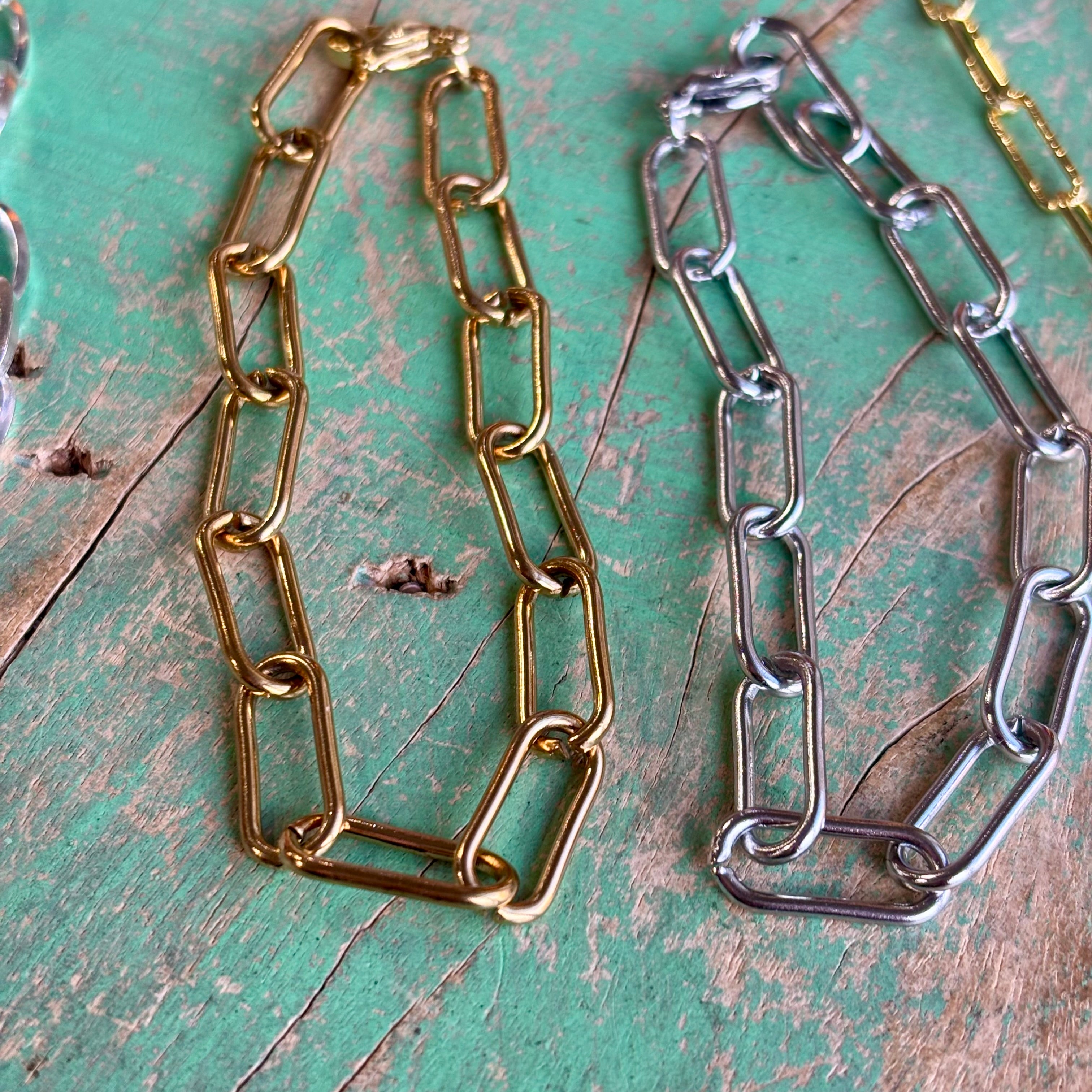 Charm Bar