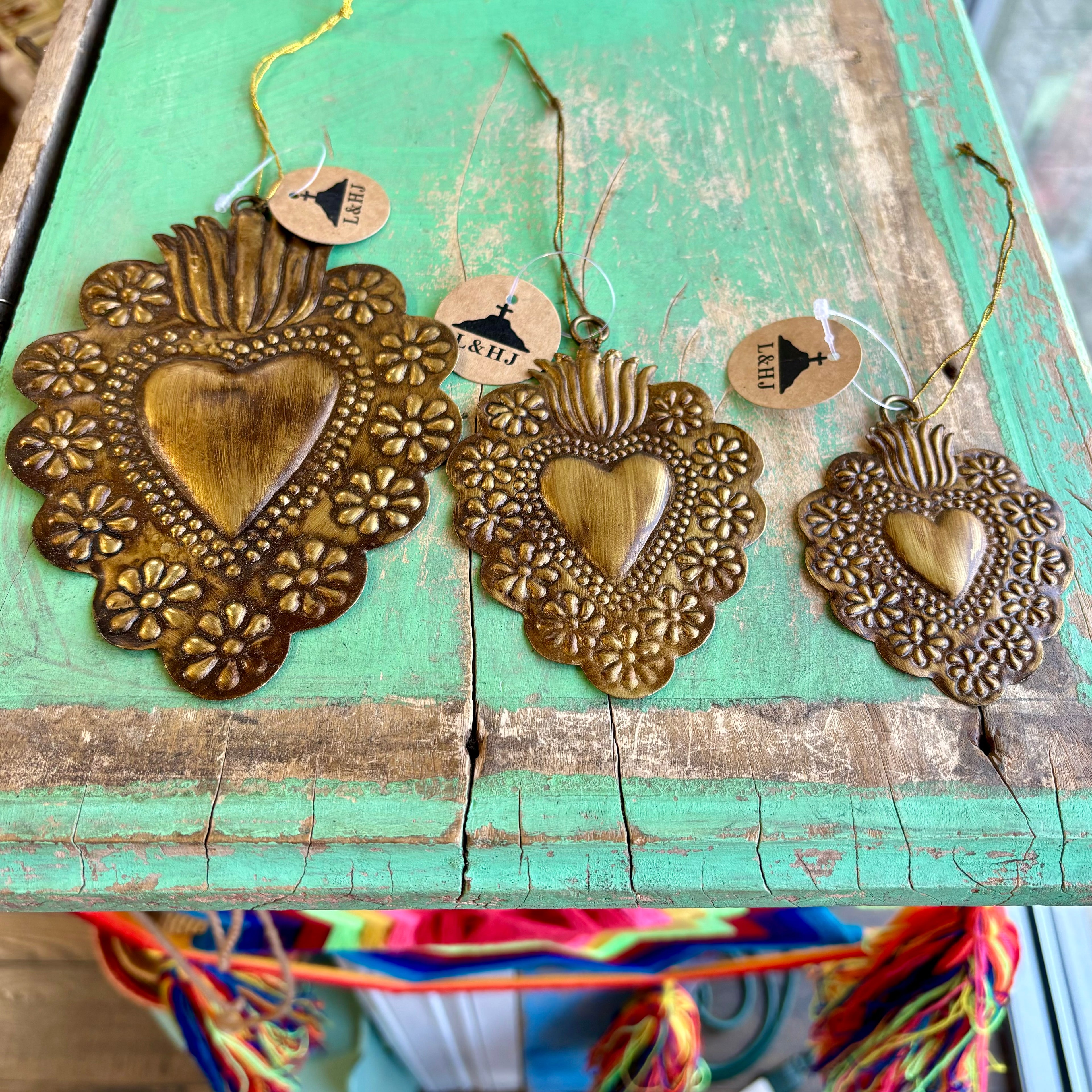 Floral Tin Sacred Hearts