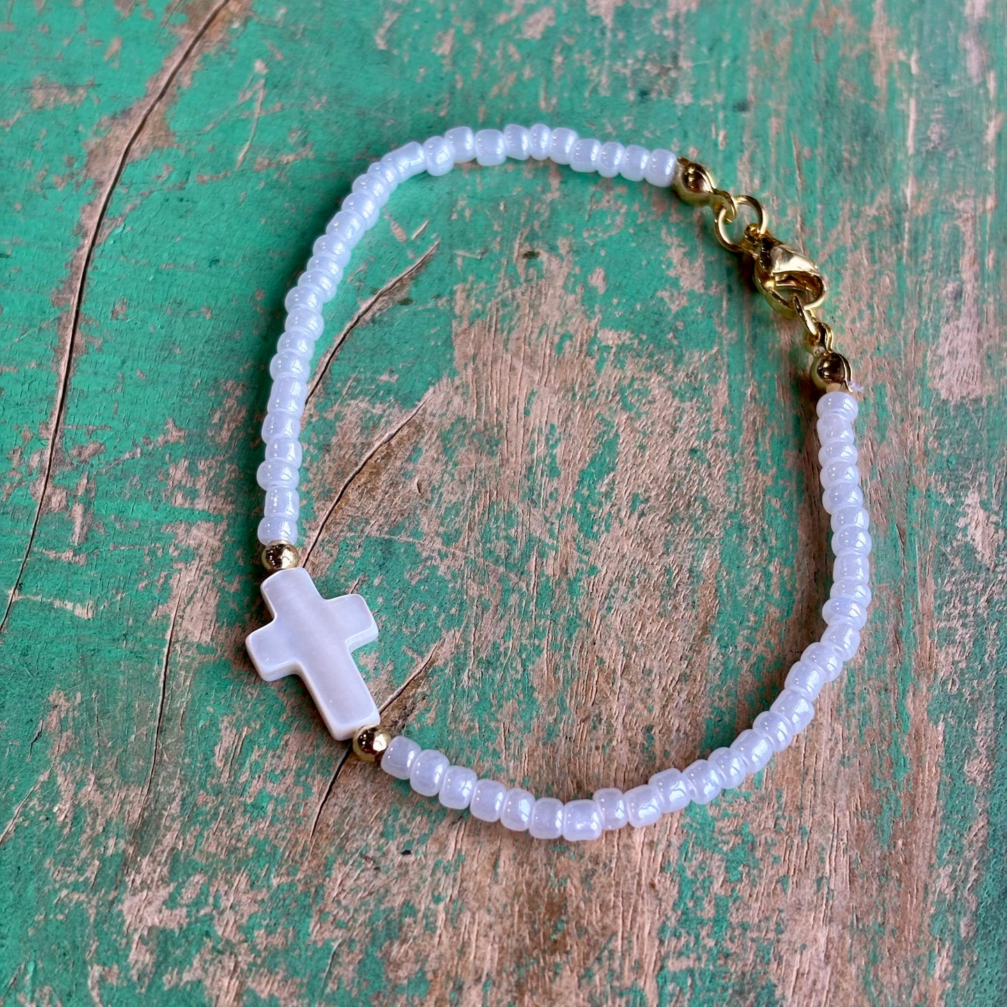 White Shell Cross Seed Bead Bracelet