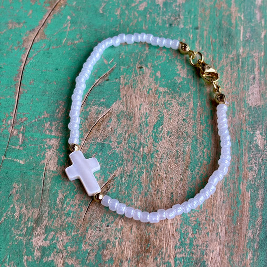 White Shell Cross Seed Bead Bracelet