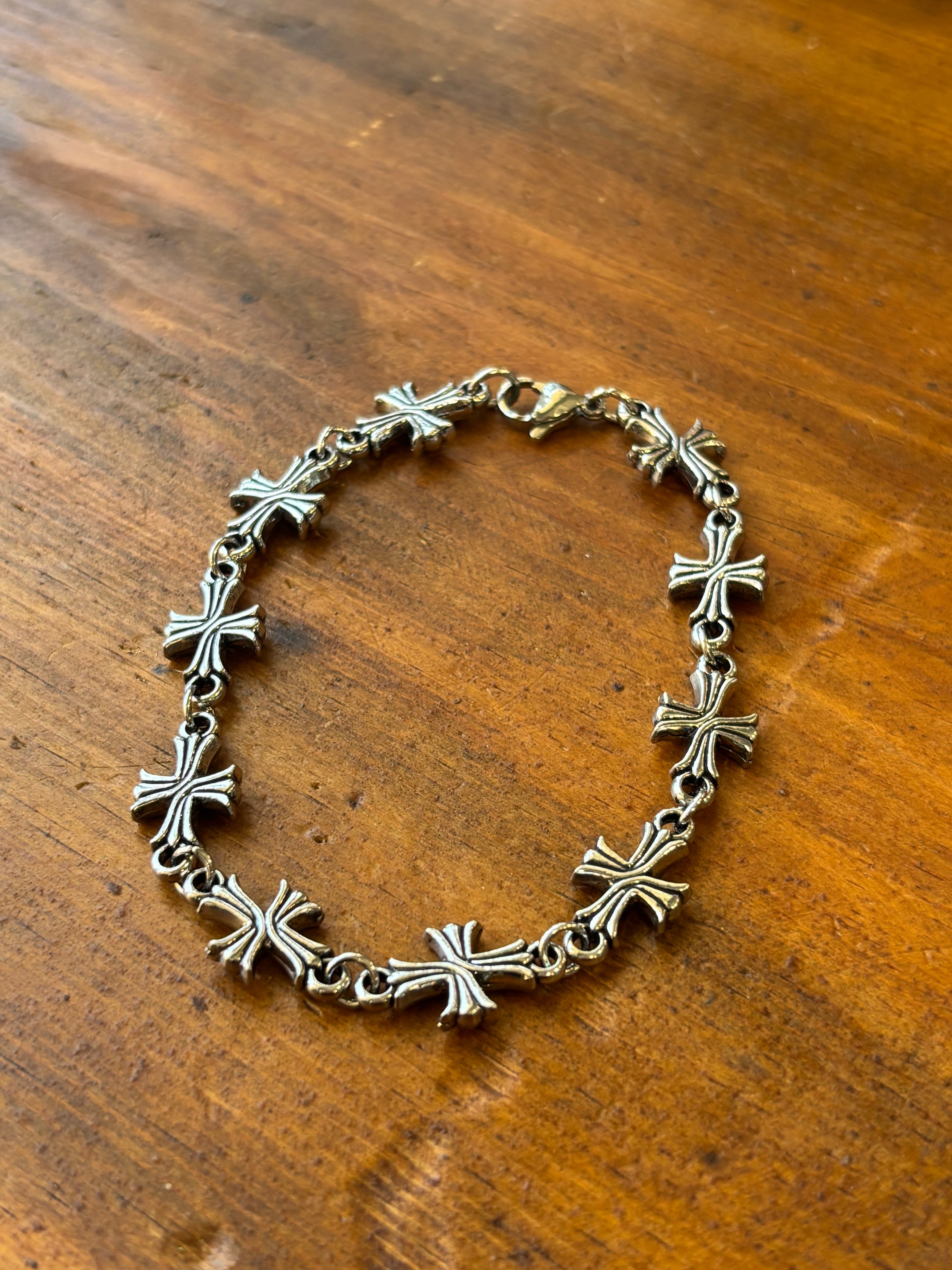Men's Cross Linked Bracelet