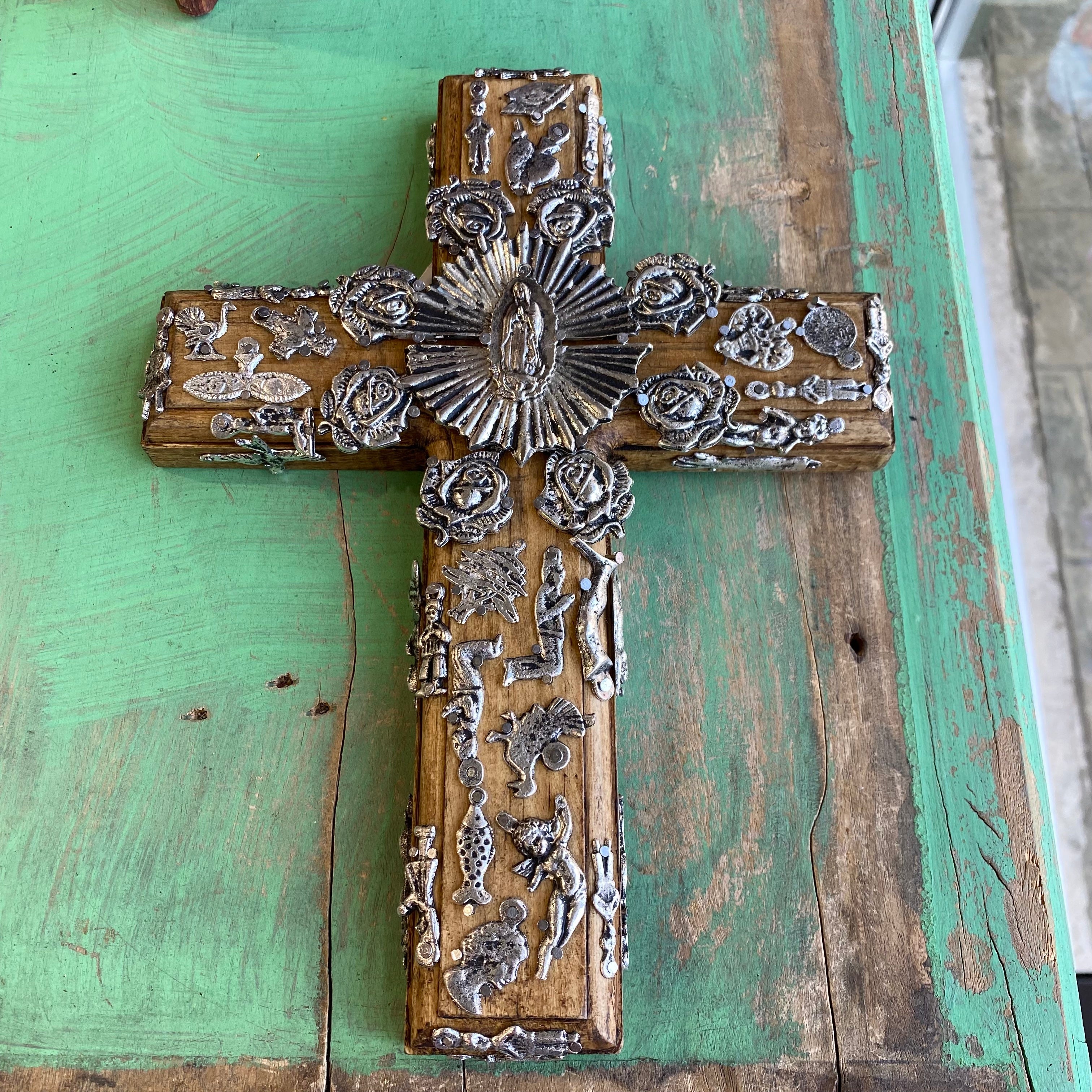 Milagros Large Cross
