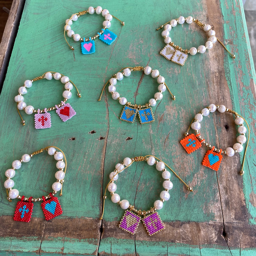 Freshwater Pearl Love and Honor Jesus Bracelet