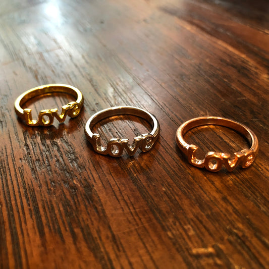 LOVE Ring