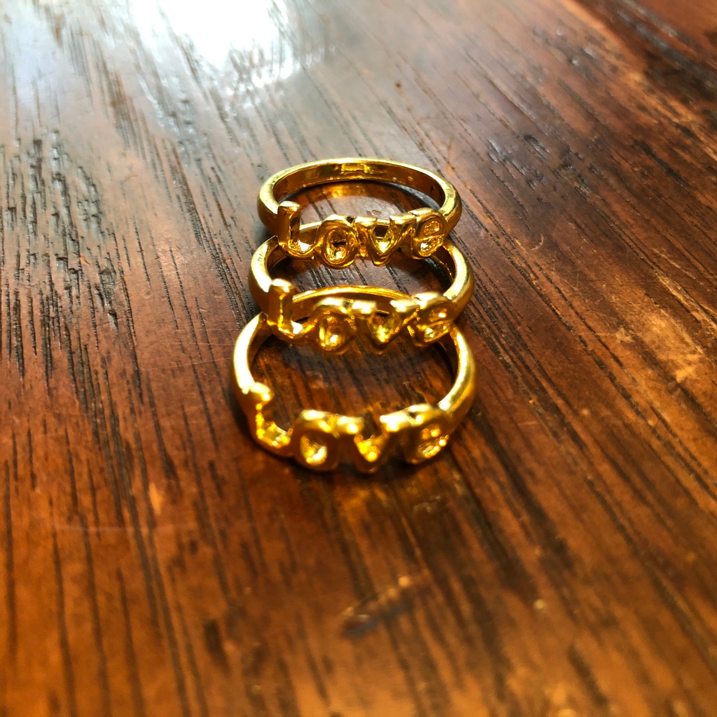 LOVE Ring
