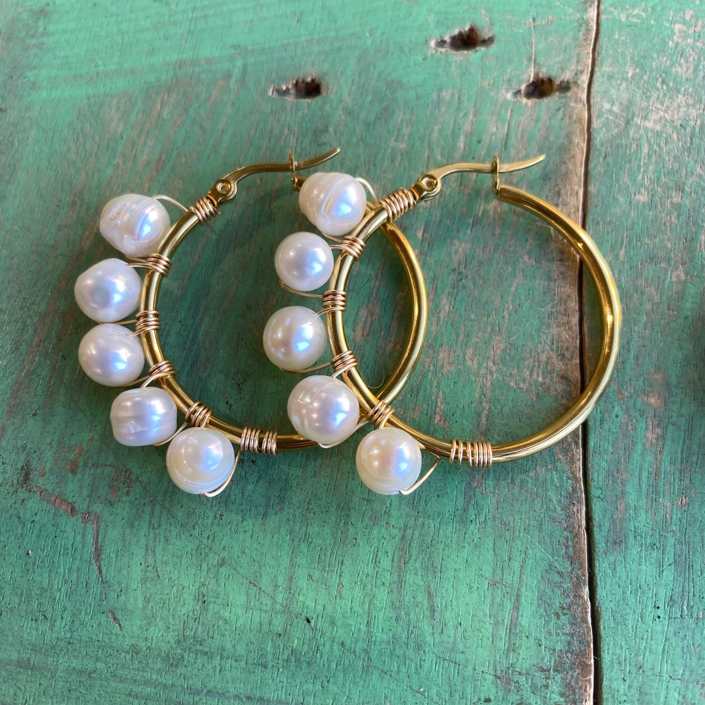 Pretty Pearl Gold Hoop Earrings