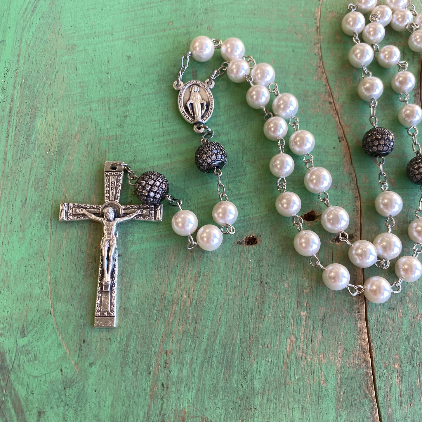 Elegant Pearl Rosary