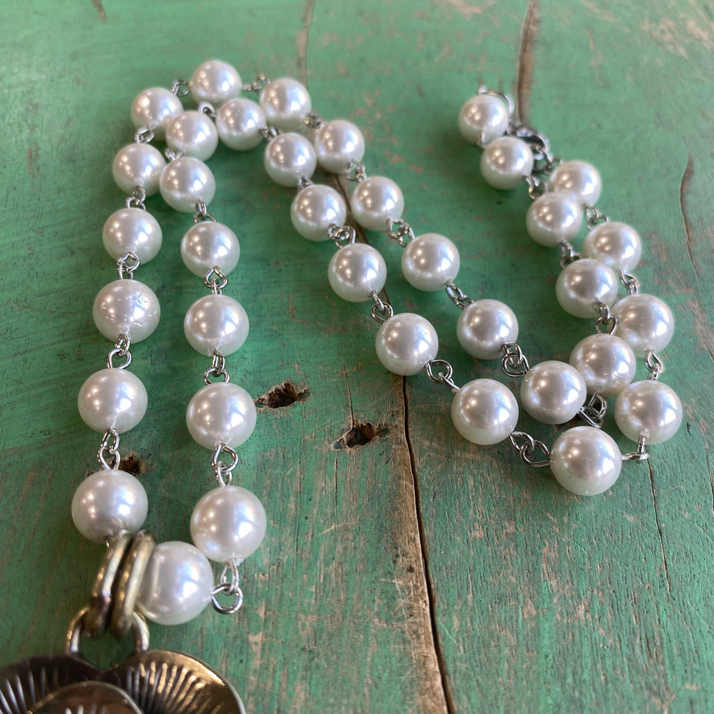Pearls and Flowers Necklace