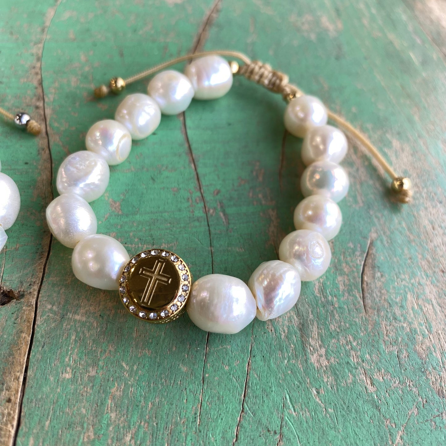 Adjustable Freshwater Pearl Cross Hill Bracelet