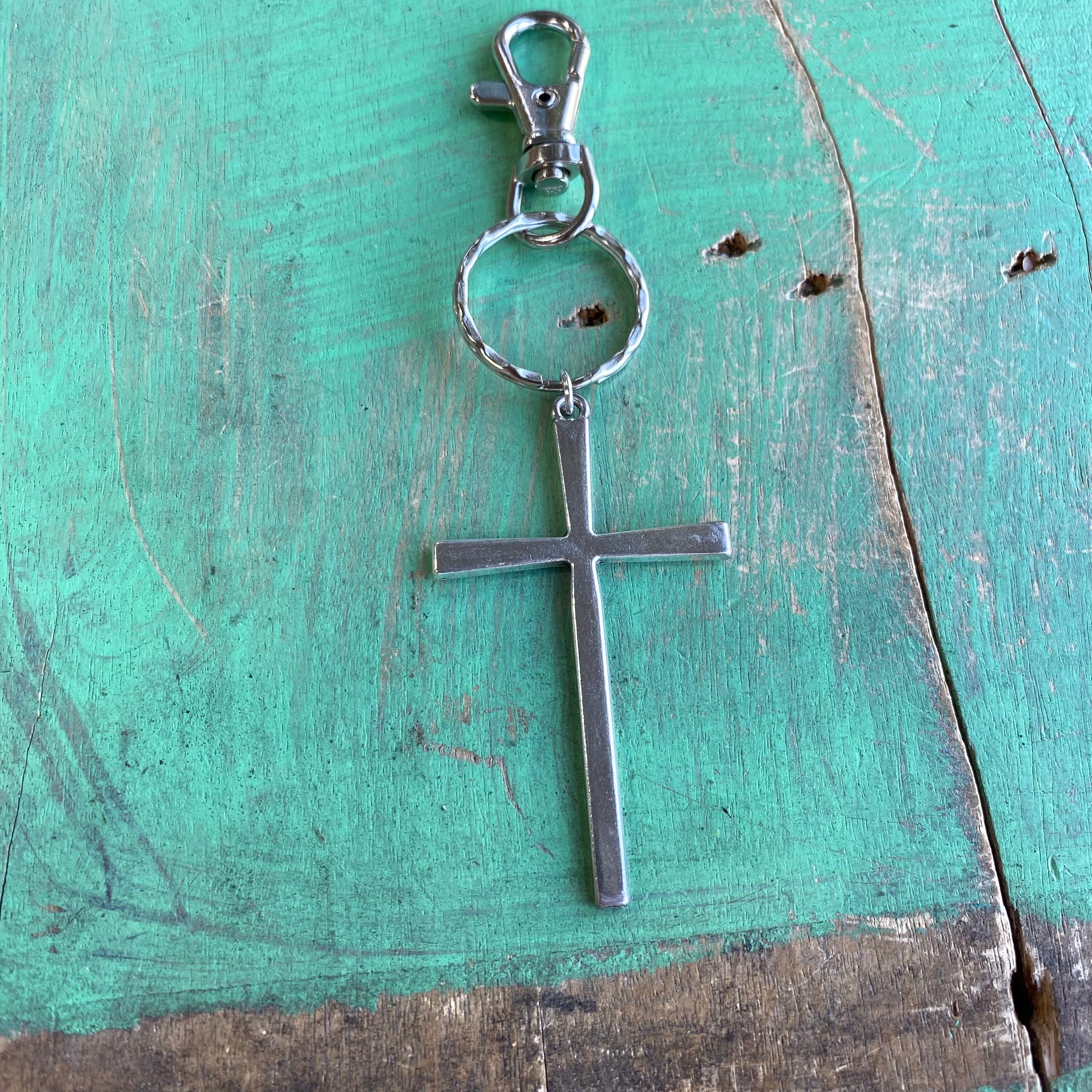 Simple Cross Clasp