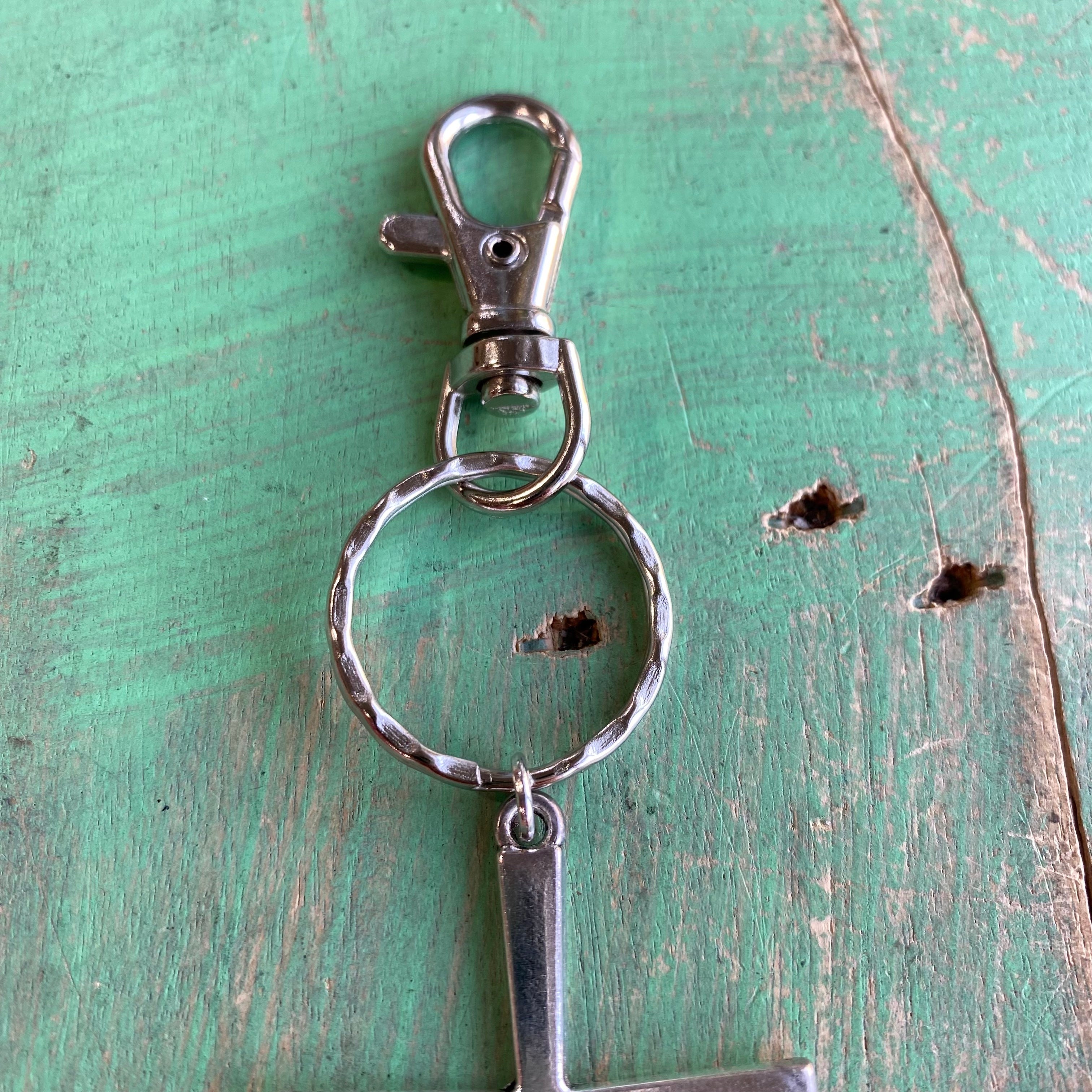 Simple Cross Clasp