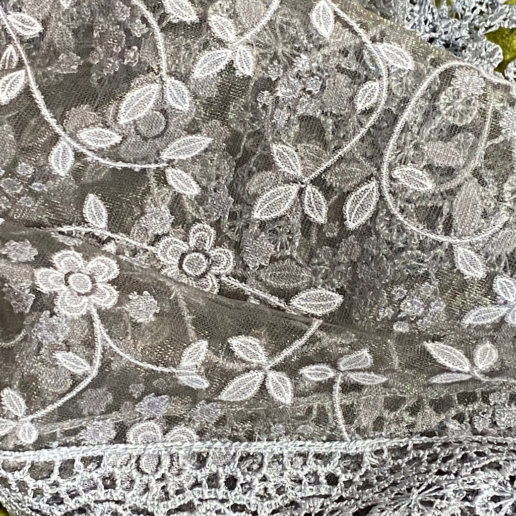 Veils with Sparkle Accents
