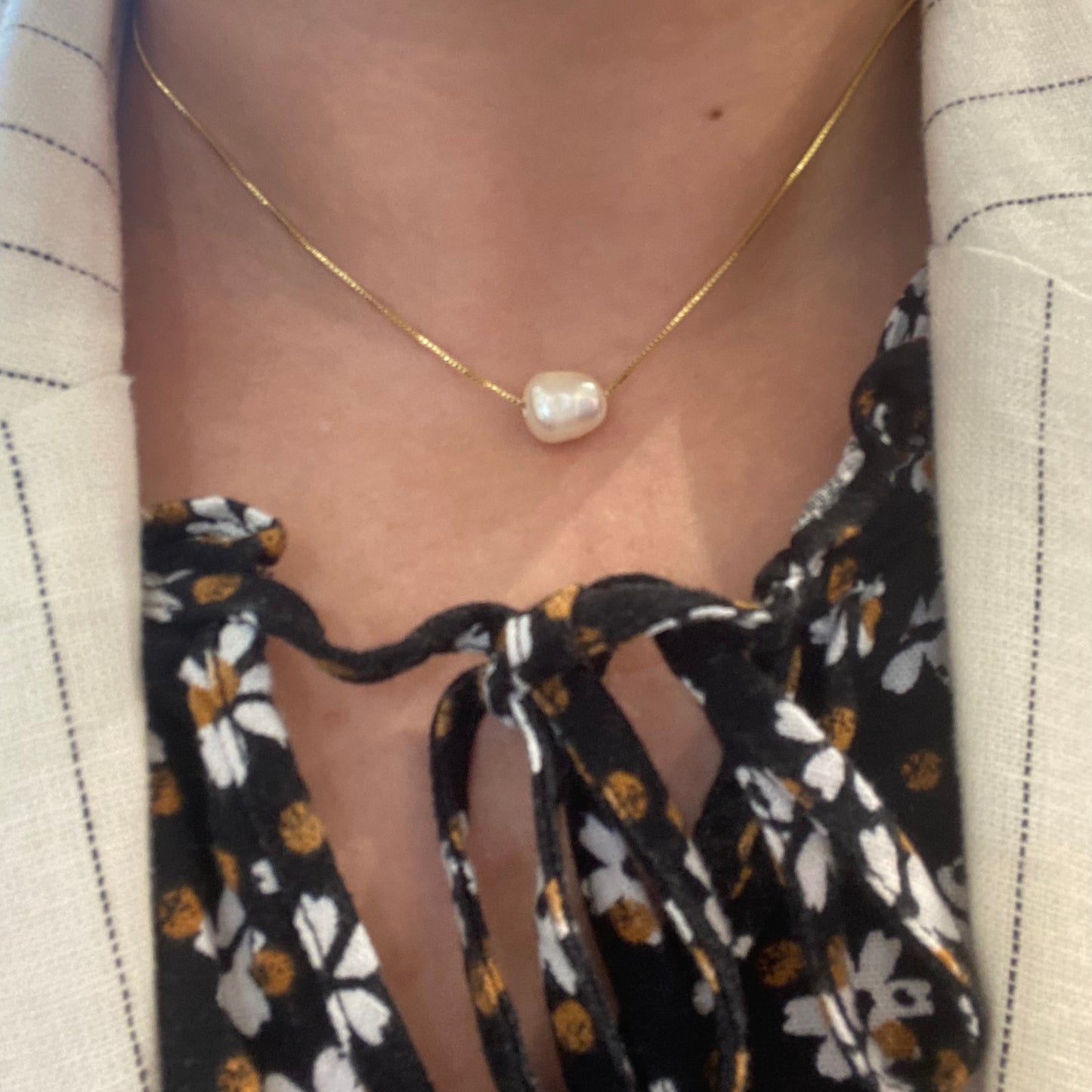 Simple Grace Pearl Necklace