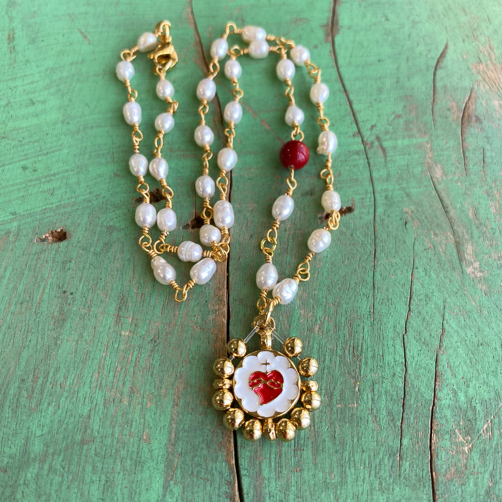 Passion Pearl Necklace