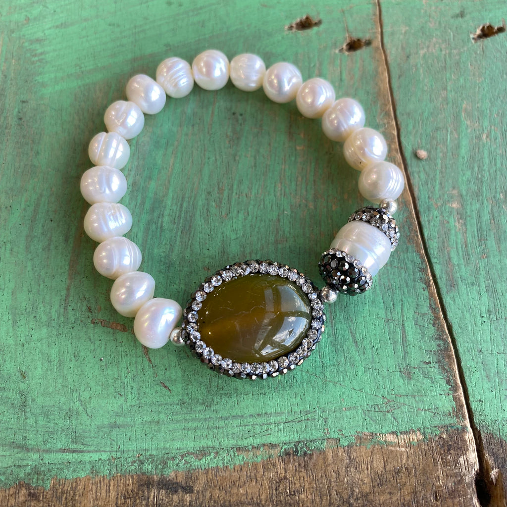 Pop of Pearls Bracelet