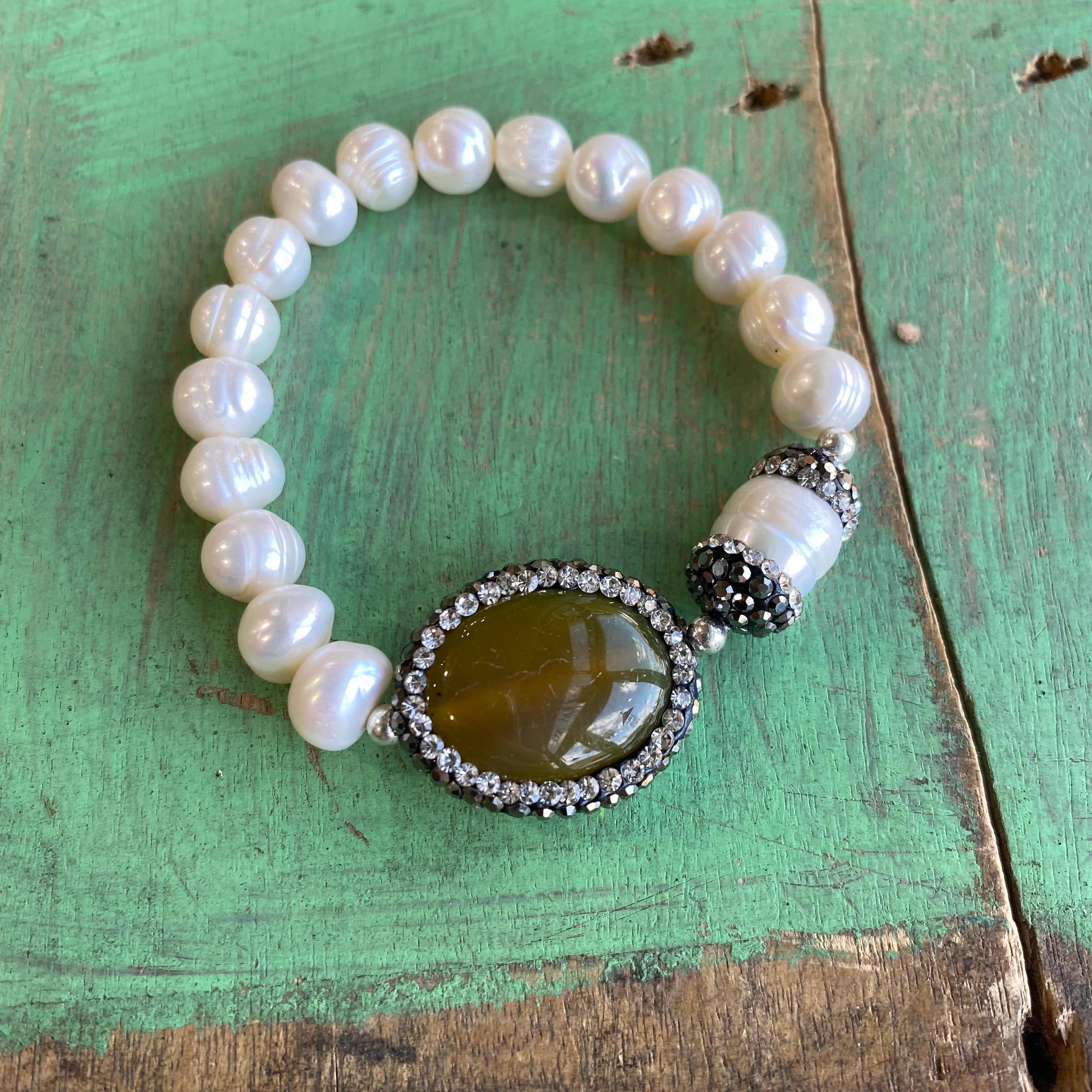Pop of Pearls Bracelet