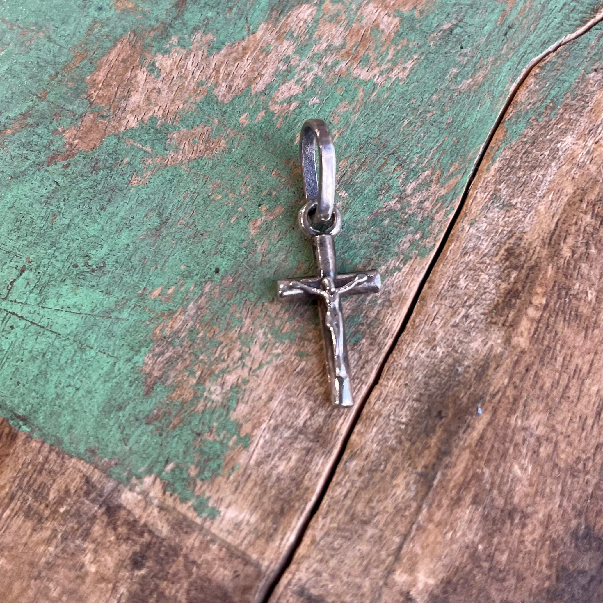 Sterling Silver Simple Crucifix