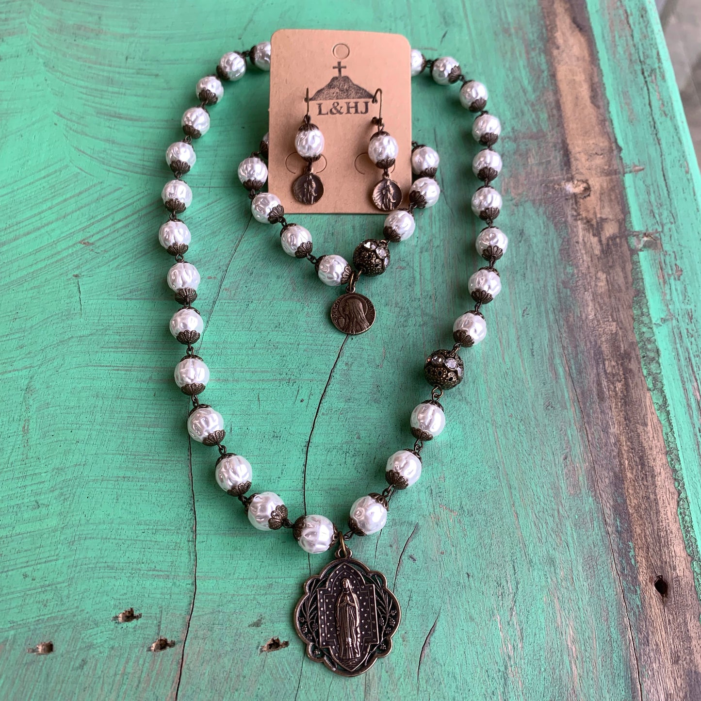 Our Lady of Grace Pearl Set