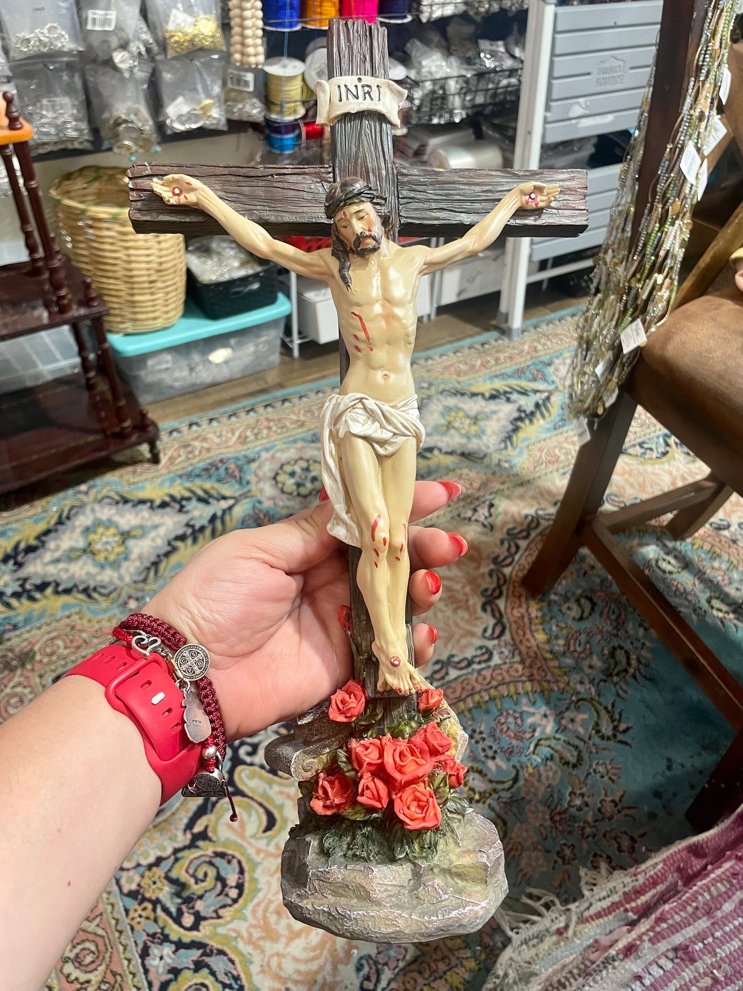 Standing Crucifix with Roses