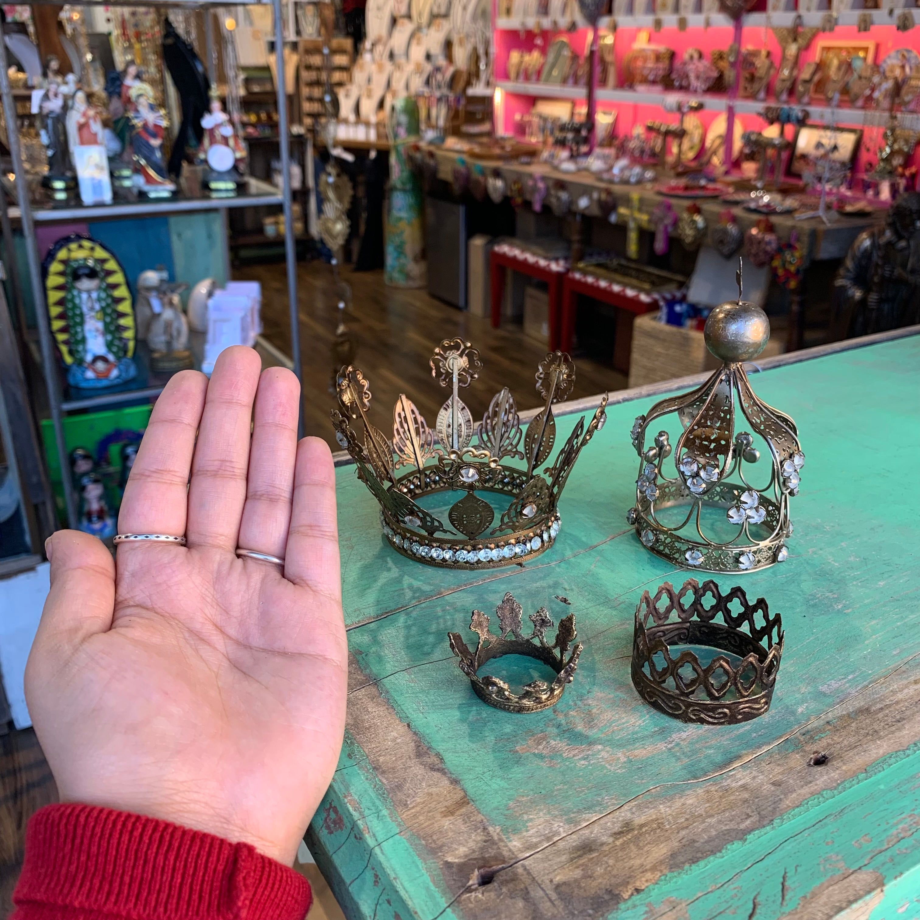 Fancy Crown Flowers