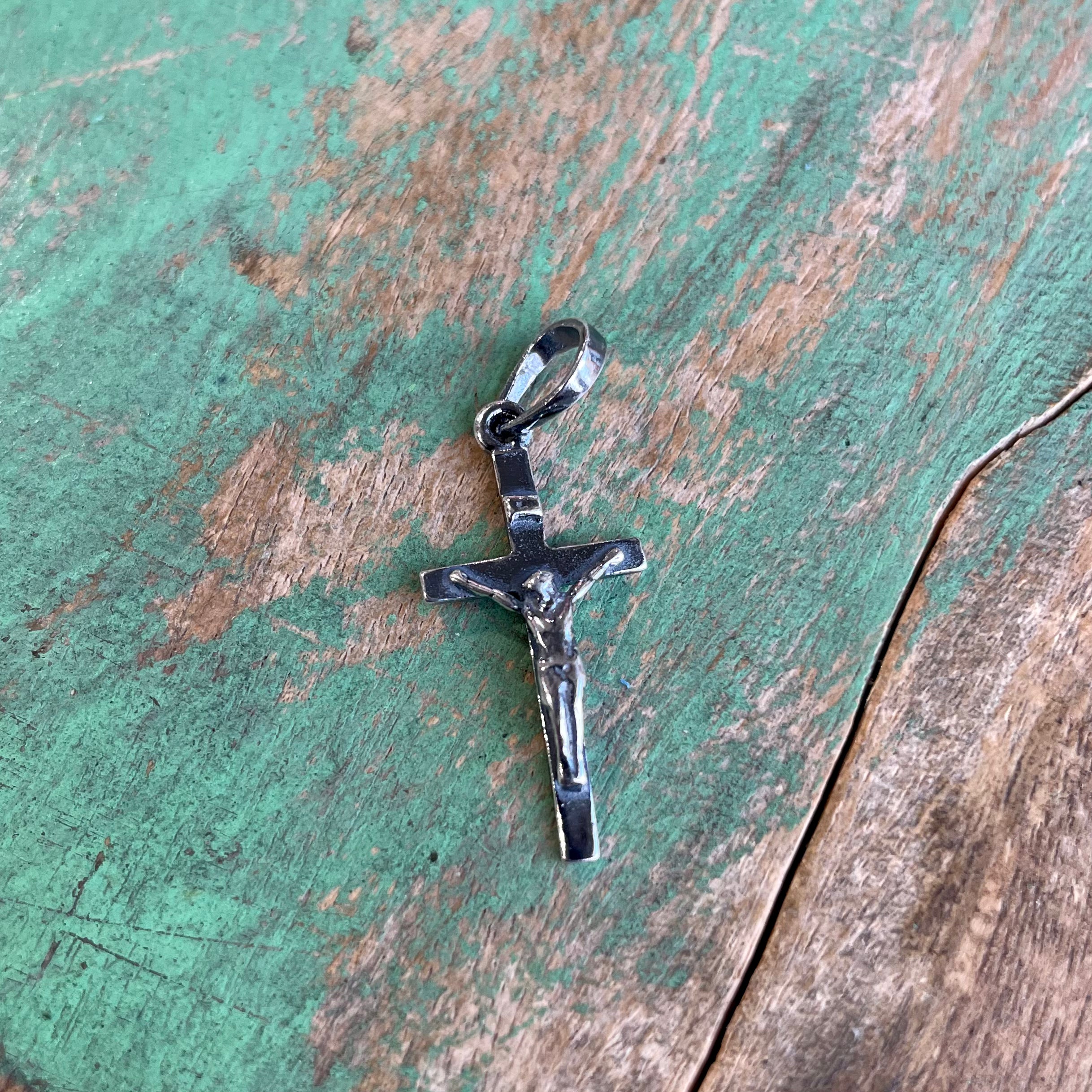 Sterling Silver Simple Crucifix
